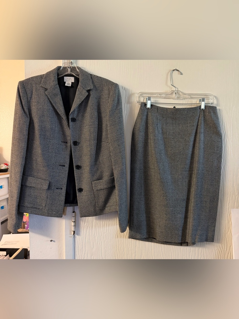 Women’s - LOFT Women's Gray Houndstooth Skirt Suit - Blazer & Pencil Skirt